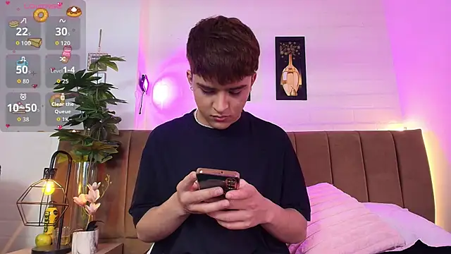 Lucass love online show from February 19, 2026, 3:03 am