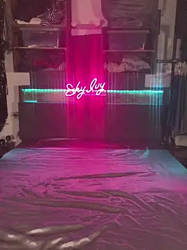 Shy Ivy online show from September 26, 2025, 8:27 pm