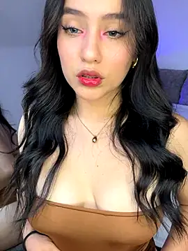 Snapshot of lunatorch chatting on December 3, 2025, 5:34 pm lunatorch online show from December 3, 2025, 5:34 pm