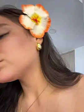 Snapshot of lunatorch chatting on February 12, 2026, 8:08 pm lunatorch online show from February 12, 2026, 8:08 pm