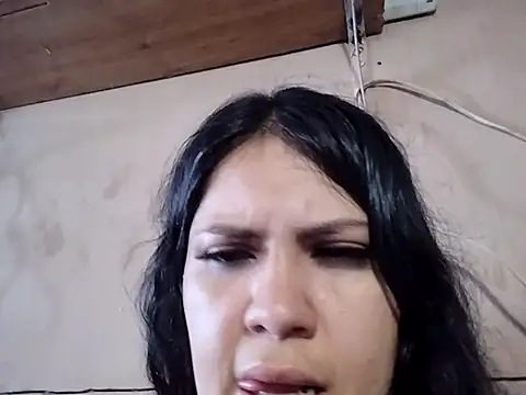 fornicadorcita online show from September 23, 2025, 3:19 pm