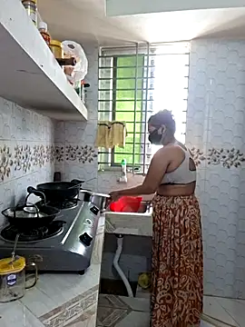 Bristy- online show from April 4, 2026, 6:42 am