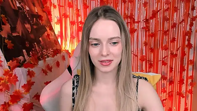 JuliaBrewwer online show from October 20, 2025, 11:33 am