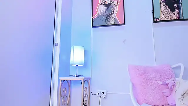 dulce fiore07 online show from April 8, 2026, 12:28 pm