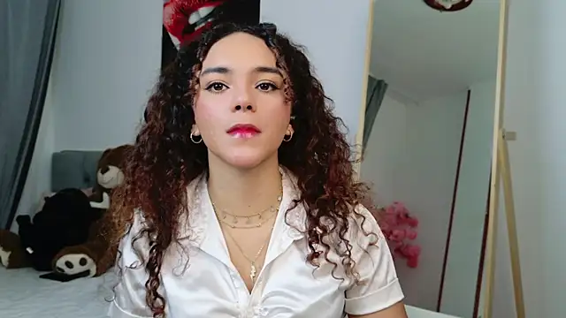 Snapshot of Taylor_Tina chatting on October 18, 2025, 7:43 am Taylor Tina online show from October 18, 2025, 7:43 am