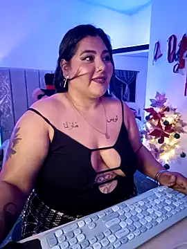 AndreaKinky online show from December 5, 2025, 8:13 am