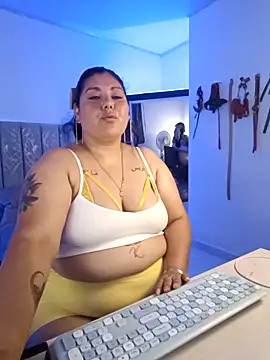 AndreaKinky online show from October 12, 2025, 8:05 am