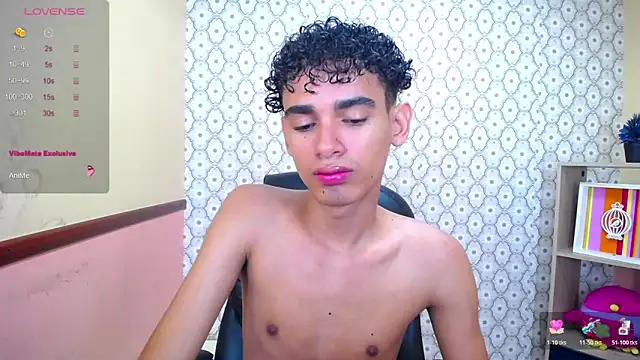 Snapshot of Blake_Mils chatting on November 6, 2025, 7:40 pm Blake Mils online show from November 6, 2025, 7:40 pm