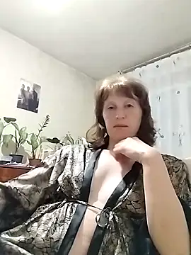 Flower2931 online show from March 31, 2026, 7:27 pm