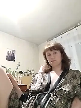 Flower2931 online show from April 3, 2026, 6:58 pm