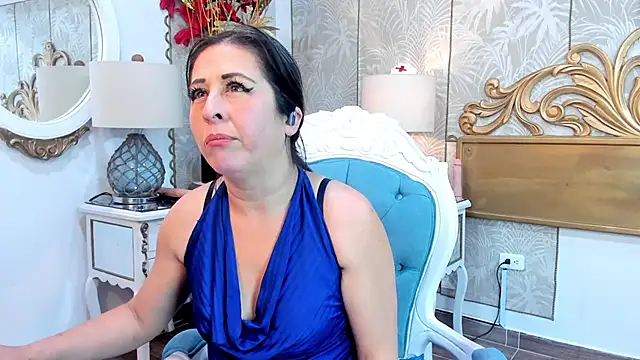 Snapshot of Scarlet__Milff chatting on February 12, 2026, 3:12 pm Scarlet Milff online show from February 12, 2026, 3:12 pm