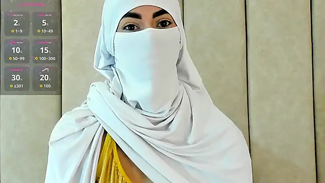  Zahiira  online show from October 20, 2025, 12:06 pm