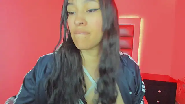 Snapshot of Andrea_brunnette chatting on November 14, 2025, 12:20 pm Andrea brunnette online show from November 14, 2025, 12:20 pm