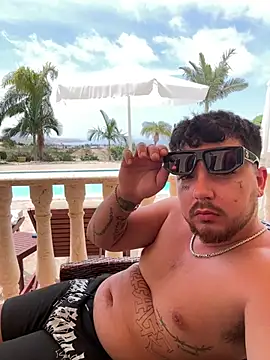 MrSavagexx online show from May 13, 2026, 8:43 am