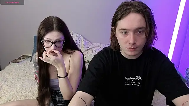 Snapshot of ellen_and_danny chatting on February 23, 2026, 5:46 pm ellen and danny online show from February 23, 2026, 5:46 pm