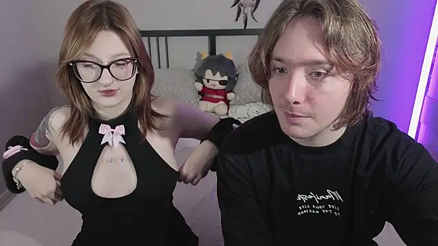 Snapshot of ellen_and_danny chatting on December 20, 2025, 5:16 pm ellen and danny online show from December 20, 2025, 5:16 pm