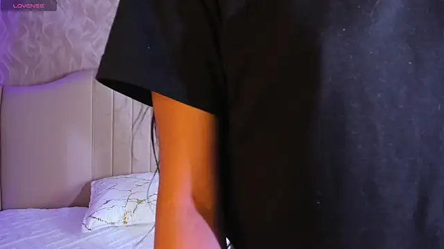 IvyAngel mei online show from October 19, 2025, 5:26 pm