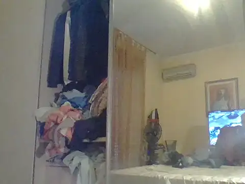 Snapshot of KalendaXL chatting on September 11, 2025, 3:01 pm KalendaXL online show from September 11, 2025, 3:01 pm