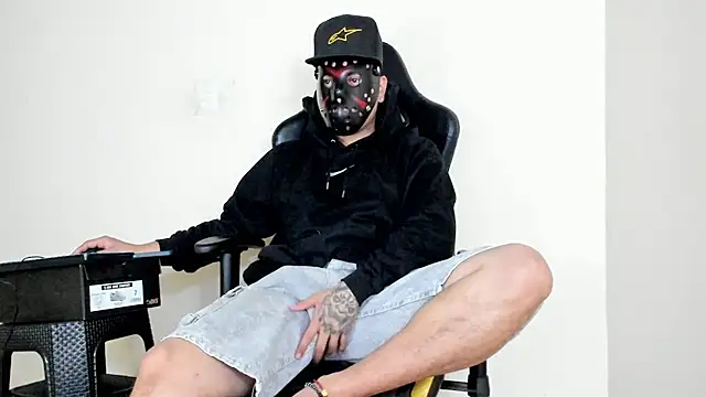 HELLSTAR online show from November 1, 2025, 5:36 am