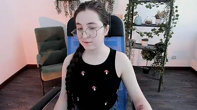 VirtuallVoyant online show from February 12, 2026, 7:41 am