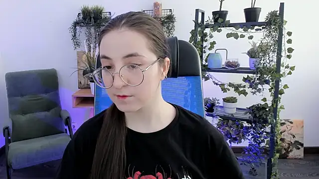 VirtuallVoyant online show from March 16, 2026, 7:23 am