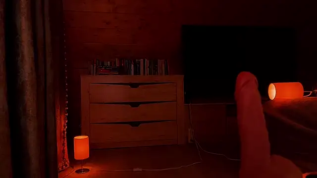 Snapshot of Crucio chatting on February 1, 2026, 9:29 am Crucio online show from February 1, 2026, 9:29 am