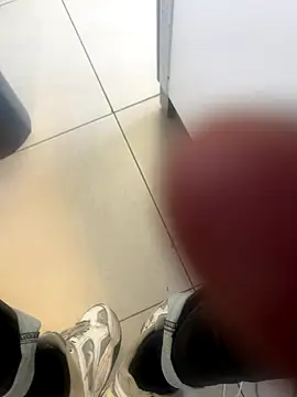 kamo012000 online show from October 11, 2025, 7:42 am