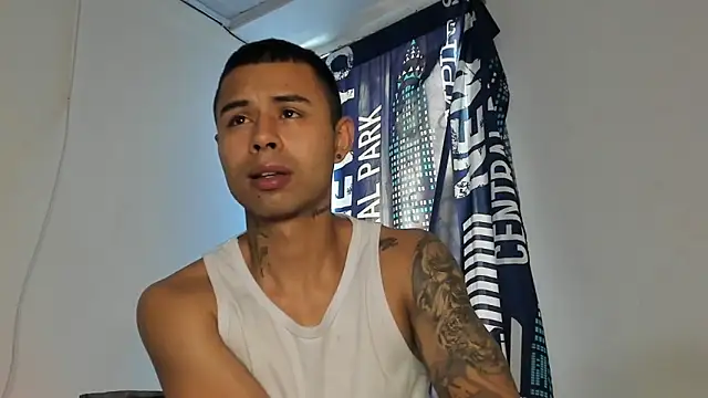 Snapshot of _Logan_Colton_ chatting on February 23, 2026, 9:04 pm Logan Colton online show from February 23, 2026, 9:04 pm