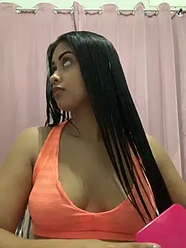 afroditii online show from November 4, 2025, 12:14 am