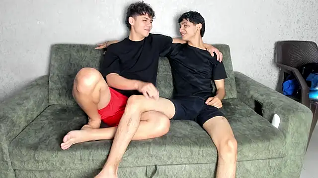 willy sexxx18 online show from March 27, 2026, 2:18 pm