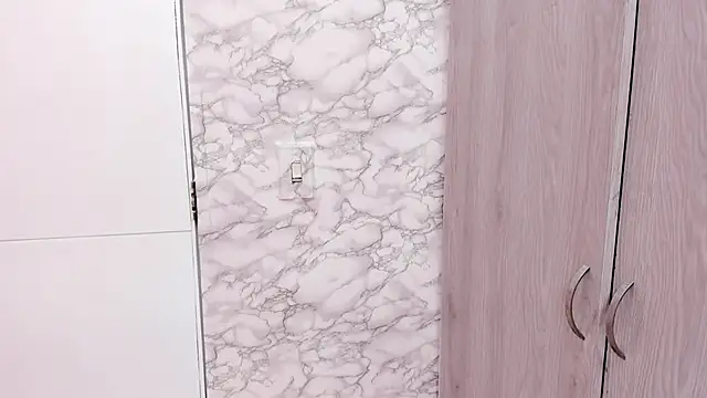 SASHA BROWNIE   online show from October 6, 2025, 7:58 pm