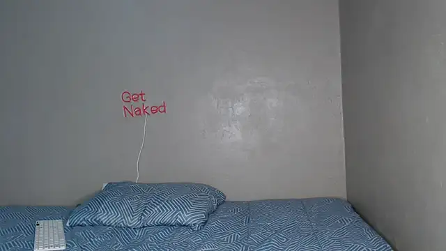 MiyaXo online show from September 24, 2025, 11:06 am