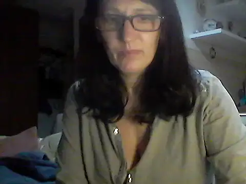 Elena48324 online show from December 15, 2025, 6:14 pm