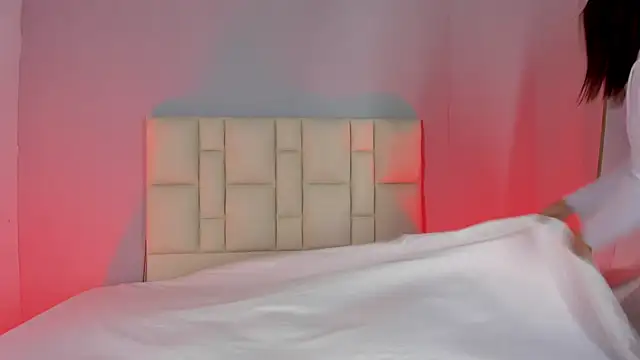 Snapshot of Zafiro__Brown chatting on January 10, 2026, 12:00 pm Zafiro Brown online show from January 10, 2026, 12:00 pm