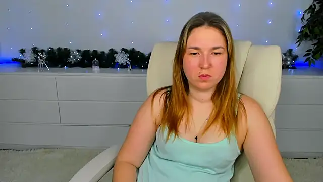 Snapshot of Sofii_darling chatting on January 13, 2026, 5:50 pm Sofii darling online show from January 13, 2026, 5:50 pm