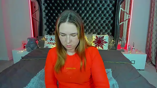 Snapshot of Sofii_darling chatting on December 14, 2025, 5:40 pm Sofii darling online show from December 14, 2025, 5:40 pm