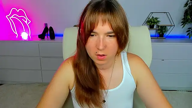 Snapshot of Sofii_darling chatting on September 21, 2025, 4:34 pm Sofii darling online show from September 21, 2025, 4:34 pm