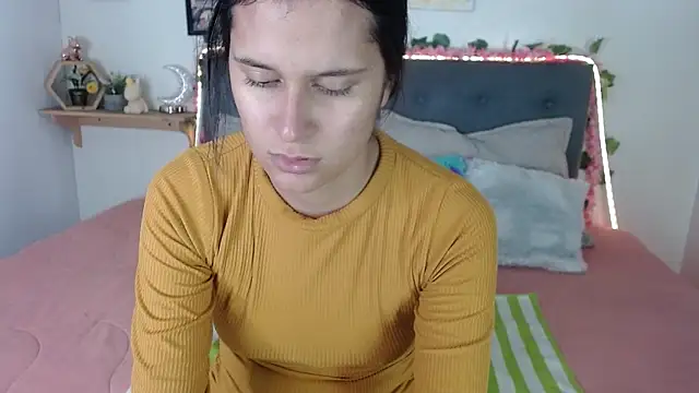 valentini villa online show from October 23, 2025, 8:18 pm