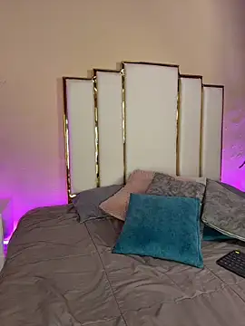 Snapshot of Alexandraa_Gomez chatting on October 10, 2025, 8:42 pm Alexandraa Gomez online show from October 10, 2025, 8:42 pm