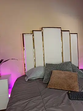 Snapshot of Alexandraa_Gomez chatting on November 17, 2025, 8:35 pm Alexandraa Gomez online show from November 17, 2025, 8:35 pm