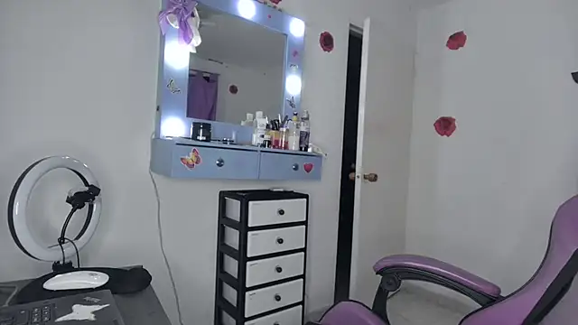 soffy rosses online show from May 9, 2026, 2:04 am