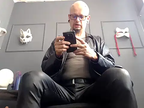 Snapshot of zain_kreigger chatting on September 28, 2025, 2:02 pm zain kreigger online show from September 28, 2025, 2:02 pm