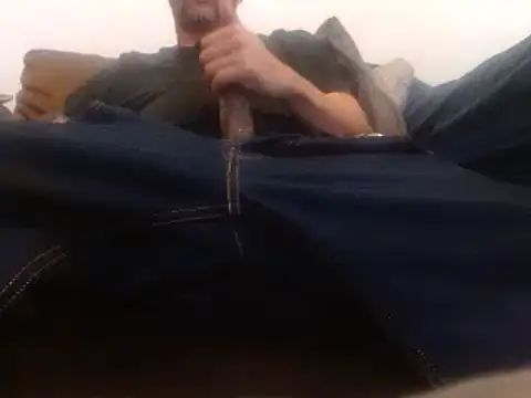 Snapshot of dontrush22 chatting on February 7, 2026, 12:29 am dontrush22 online show from February 7, 2026, 12:29 am