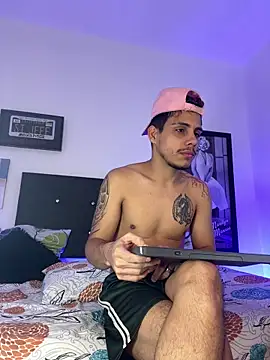 Luke Stone online show from October 17, 2025, 5:48 pm