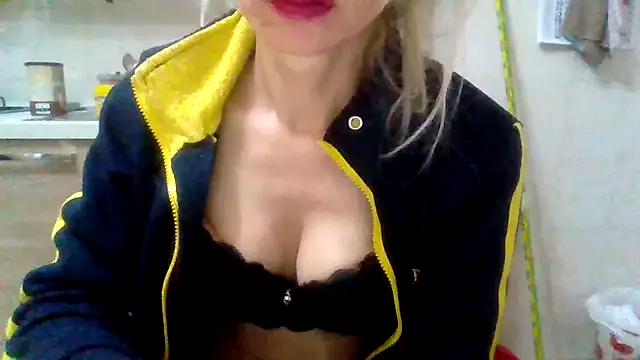 Kelly80 online show from March 12, 2026, 4:29 am