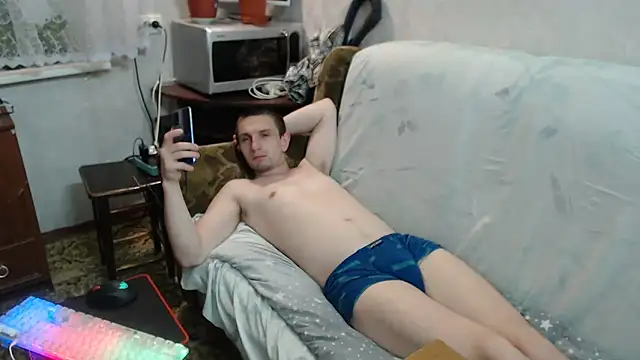 Alexilon online show from March 27, 2026, 9:05 pm