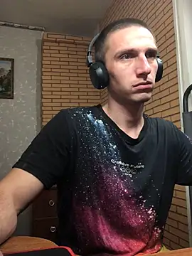 Alexilon online show from November 24, 2025, 5:02 pm