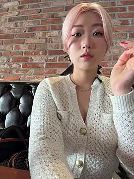 winter11 online show from February 11, 2026, 6:46 am