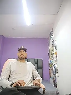 ashtoncooperr online show from February 15, 2026, 7:02 pm