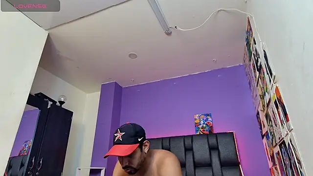 ashtoncooperr online show from November 13, 2025, 11:41 pm